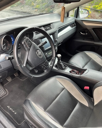 Toyota Avensis cena 36500 przebieg: 270000, rok produkcji 2015 z Pniewy małe 46